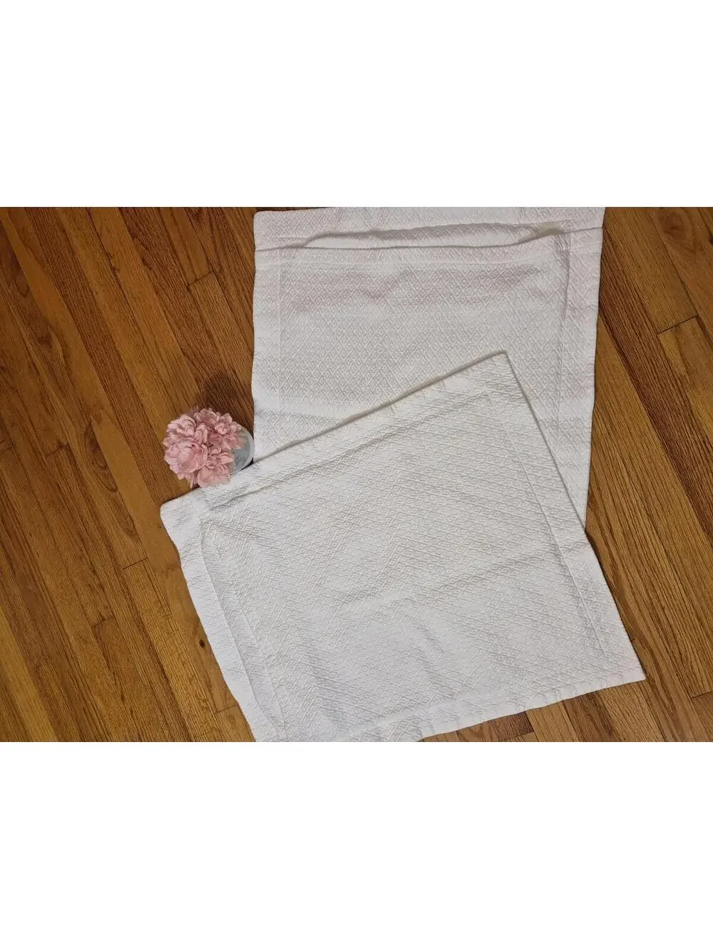 Pottery Barn White Quilted Standard Shams- Set of 2, Cottagecore,Classic